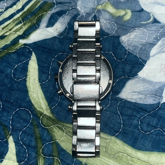 Michael Kors silver chronograph watch - Picture 2 of 3